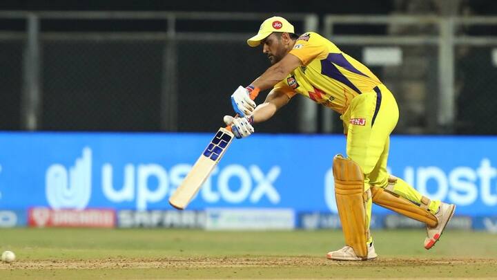Chennai Super Kings clash with Rajasthan Royals at Wankhede