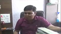 કોરોનાકાળમાં લૂંટ ચલાવાઈ રહી છે એવામાં માંગરોળના આ ગામના તબીબ નજીવા દરે આપે છે સારવાર, જુઓ વીડિયો