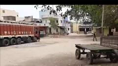 આણંદ જિલ્લાનું આ ગામ સંક્રમણ અટકાવવા માટે આવ્યું એક્શનમાં, જુઓ વીડિયો