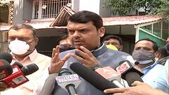 Devendra Fadnavis | संचारबंदीविषयी सरकारने पुनर्विचार करावा : देवेंद्र फडणवीस