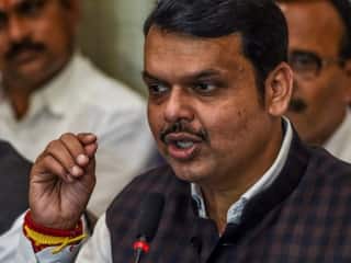 Employment : बेरोजगारीवर मात करण्यासाठी केंद्र सरकारसोबत राज्य सरकारही मैदानात; वर्षभरात 75 हजार युवकांना देणार रोजगार
