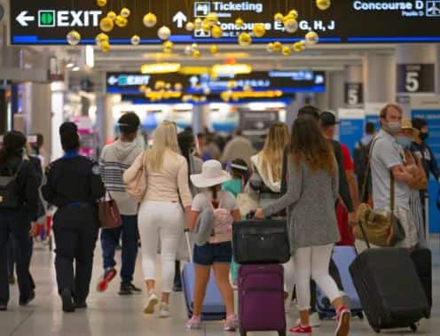 UK travel rule row 10 Day Quarantine For British Visitors In India : Sources UK Travel Rule Row : পাল্টা ভারতের, ইংল্যান্ডের নাগরিকদের এদেশে ১০ দিনের কোয়ারেন্টিন বাধ্যতামূলক