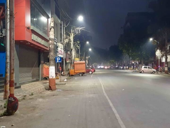 Tamil Nadu Night Curfew: தமிழ்நாட்டில் இரவு நேர ஊரடங்கால் வெறிச்சோடிய சாலைகள்