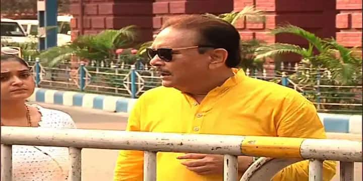 Kamarhati TMC Candidate Madan Mitra not well, admitted to SSKM Hospital Madan Mitra Health: অসুস্থ তৃণমূল নেতা মদন মিত্র, ভর্তি এসএসকেএমে