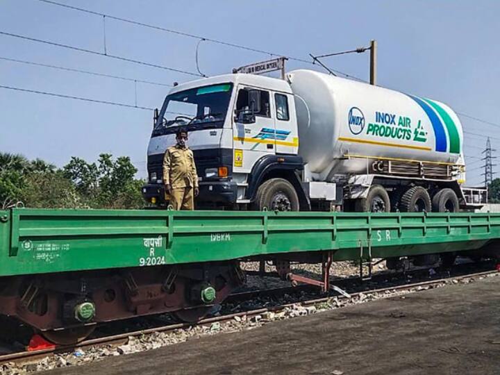 centre diverts 45 metric ton oxygen from tn to telangana and andhra வெளிமாநிலத்திற்கு அனுப்பப்படும் தமிழக ஆக்ஸிஜன்: தமிழகத்தில் தட்டுப்பாடு வாய்ப்பு?