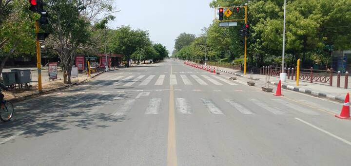 ਇਸ ਦੇ ਨਾਲ ਹੀ ਪ੍ਰਸ਼ਾਸਨ ਨੇ ਨਾਈਟ ਕਰਫਿਊ ਤੇ ਵੀਕੈਂਡ ਲੌਕਡਾਊਨ ਦਾ ਸਮਾਂ ਵੀ ਮੰਗਲਵਾਰ ਨੂੰ ਦੋ ਘੰਟੇ ਵਧਾ ਦਿੱਤਾ। (Photo Credit:- Meharban Singh)