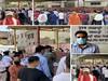 Greater Noida: सैकड़ों लोग कोरोना जांच करवाने अस्पताल पहुंचे, सोशल डिस्टेंसिंग की उड़ी धज्जियां