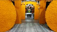 Ram Navami 2021 | विठुरायाच्या गाभाऱ्यात फळा-फुलांचा बहर, रामनवमीनिमित्त आकर्षक सजावट