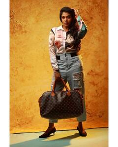 கார்குழல் கடவையே.. நடிகை ரித்விகா லேட்டஸ்ட் போட்டோஷூட்..