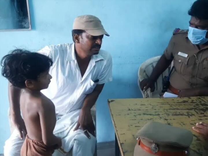 boy who went astray got rescued and handed back to parents வழிமாறிய சிறுவன்... தேடி அலைந்த பெற்றோர்... ‛வாட்டர் கேன்’ வாலிபரால் இணைந்த உருக்கமான நிகழ்வு