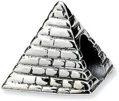 Vastu Tips: ઘરમાં આ 6 વસ્તુ રાખવાથી રહે છે બરકત, સુખ, શાંતિ અને સમૃદ્ધિ માટે કારગર ઉપાય