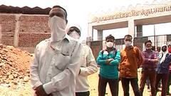 Corona Test | उस्मानाबादेत रुग्णालयासमोर गर्दी करणाऱ्या रुग्णांच्या नातेवाईकांची कोरोना टेस्ट, 45 पैकी 22 जण पॉझिटिव्ह