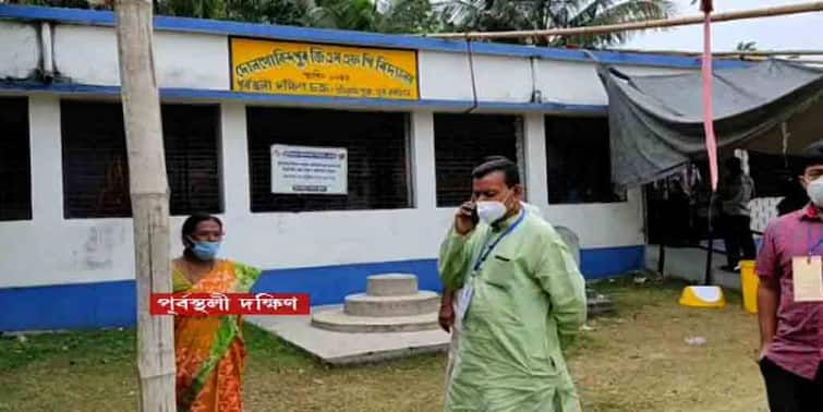 West Bengal Election 2021 Voting Sixth Phase EC removes Polliing Officer for allegedly chanting Jai Shree Ram slogan inside poll centre WB Election 2021 Voting: বুথের ভিতরে জয় শ্রীরাম স্লোগান! অভিযুক্ত পোলিং অফিসারকে সরাল কমিশন