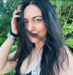 ਲੌਕਡਾਊਨ 'ਚ Sonakshi Sinha ਨੇ ਕੀਤਾ ਸ਼ਾਨਦਾਰ transformation, ਤਸਵੀਰਾਂ ਦੇਖ ਹੋ ਜਾਓਗੇ ਹੈਰਾਨ