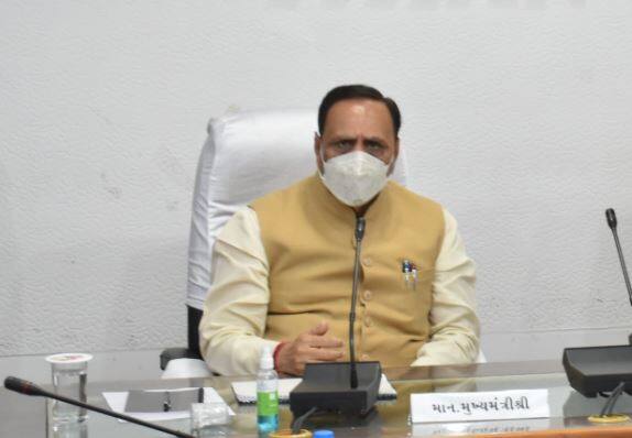 Gujarat govt forced to impose self lockdown congress mla alleges and writes letter to governor ગુજરાતના કયા ધારાસભ્યએ સરકાર સ્વૈચ્છિક લોકડાઉન માટે ફરજ પાડતી હોવાનો કર્યો આક્ષેપ, જાણો રૂપાણીના બદલે કોને લખ્યો પત્ર