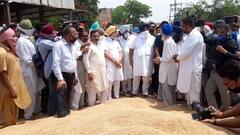 ਦਾਣਾ ਮੰਡੀ ਪਹੁੰਚੇ ਸੁਖਬੀਰ ਬਾਦਲ, ਕੈਪਟਨ ਨੂੰ ਕਿਹਾ ਨਿਕੰਮਾ ਮੁੱਖ ਮੰਤਰੀ, ਆਖਰ ਅਜਿਹਾ ਕੀ ਹੋਇਆ ?