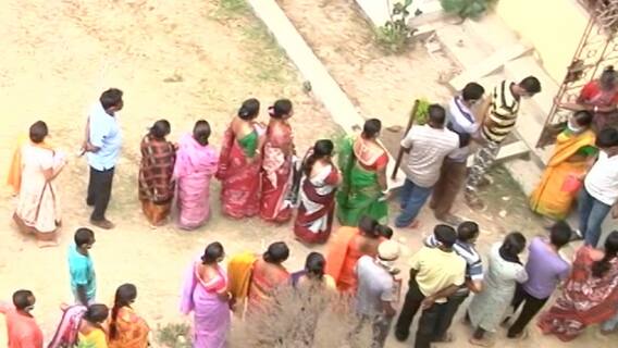 कोरोना काल में पूरे हिंदुस्तान में एक-एक दिन भारी लेकिन बंगाल में चुनाव जारी | कौन बनेगा मुख्यमंत्री