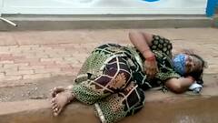 Karnataka Corona crisis: Covid patients waiting outside hospital for treatment