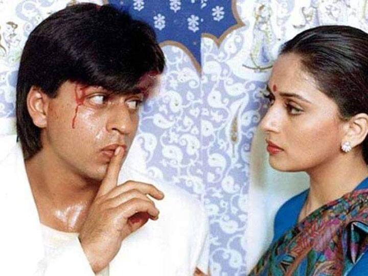 डर के अगले ही साल 1994 में आई अंजाम और इस फिल्म में भी शाहरुख खान का किरदार ऐसा ही था. जो नायिका के किरदार में माधुरी दीक्षित को पाने के लिए हर हद तक जाने के लिए तैयार हो जाता है. चाहे किसी का खून ही क्यों न करना पड़े. (फोटो - सोशल मीडिया)