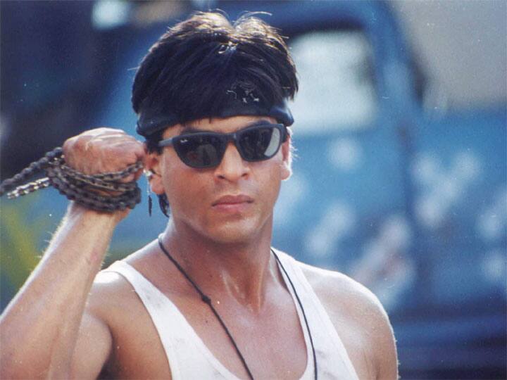 साल 2000 में रिलीज़ जोश में चंद्रचूड़ सिंह हीरो तो शाहरुख नेगेटिव किरदार में ही थे. फिल्म ने बॉक्स ऑफिस पर ज्यादा अच्छा प्रदर्शन नहीं किया लेकिन उन्हें इस रोल में काफी पसंद किया गया था. (फोटो - सोशल मीडिया)