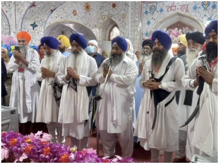 200 Sikh pilgrims returning from Pakistan tested positive for corona पाकिस्तान से देश लौटे 200 सिख श्रद्धालु कोरोना की जांच में पाए गए पॉजिटिव
