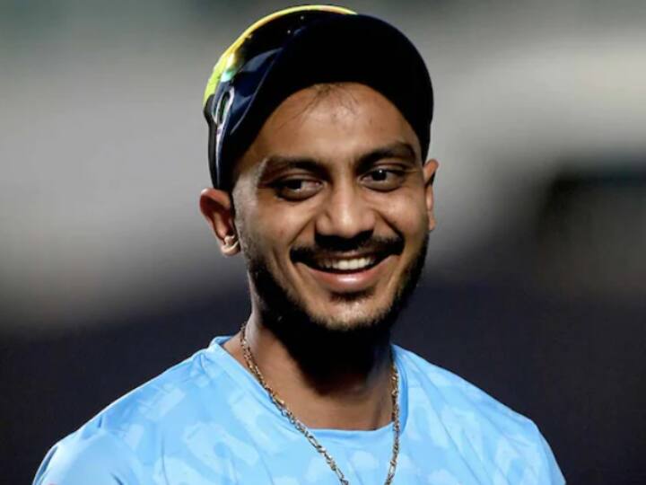 IPL 2021 Delhi Capitals Axar Patel Joins DC Squad Video After Recovering From Coronavirus WATCH | Hugs And Smiles All Around As Axar Patel Joins DC Squad After Recovering From Coronavirus