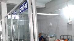 Prayagraj: कोविड अस्पताल में जमकर बवाल, बेड मुहैया ना होने पर परिजनों का हंगामा