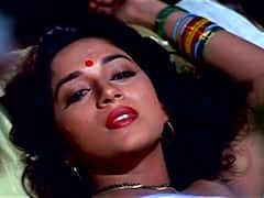 जब Vinod Khanna के साथ दिया एक सीन बन गया था Madhuri Dixit के लिए जी का जंजाल, जानिए पूरा किस्सा