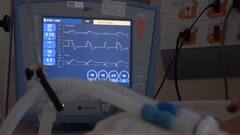 UP सरकार ने लिया बड़ा फैसला, अब Corona मरीज को भर्ती करने के लिए CMO की इजाजत की जरुरत नहीं