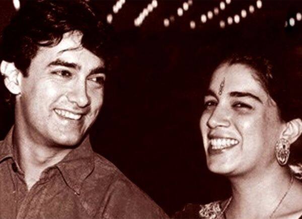 आमिर-रीना को यूं ही एक-दूसरे से मिलते-जुलते प्यार हो गया हालांकि तब इनकी उम्र काफी कम थी. आमिर 20 साल के थे तो रीना 18 साल की. आमिर उसी वक्त रीना से शादी करना चाहते थे लेकिन उन्हें शादी के लिए बालिग होने का इंतज़ार करना पड़ा.