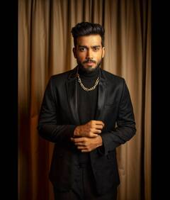 தங்கமே தங்கமே எம்பட தங்கமே, தங்கமே.. - புதிய ஹார்ட்த்ரோப் காளிதாஸின் ஃபோட்டோஷாப்..