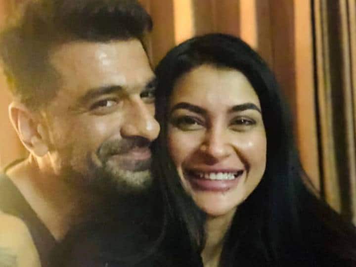 Pavitra Punia Says her mother upset for Eijaz khan religion actress revealed Eijaz khan के धर्म को लेकर Pavitra Punia की मां हुई परेशान, एक्ट्रेस बोलीं- मेरी मम्मी को डर है कि...