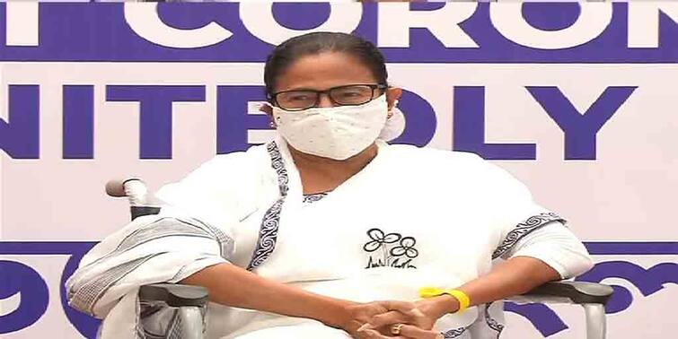 WB Election 2021 Mamata Banerjee attacks centre over Coronavirus situation in Bengal via virtual meet from Durgapur WB Election 2021:  বাংলার ভাগের অক্সিজেন পাঠানো হচ্ছে উত্তরপ্রদেশে, অভিযোগ মমতার 