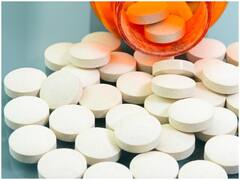 क्या मल्टीविटामिन्स, ओमेगा-3, प्रोबायोटिक्स और विटामिन डी सप्लीमेंट कोरोना का खतरा करते हैं कम? जानिए