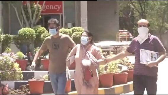 Oxygen Shortage ऑक्सिजनअभावी दिल्लीत 25 कोविड रुग्णांचा मृत्यू,तर अमृतसरमध्ये 5 रुग्णांने गमावला जीव