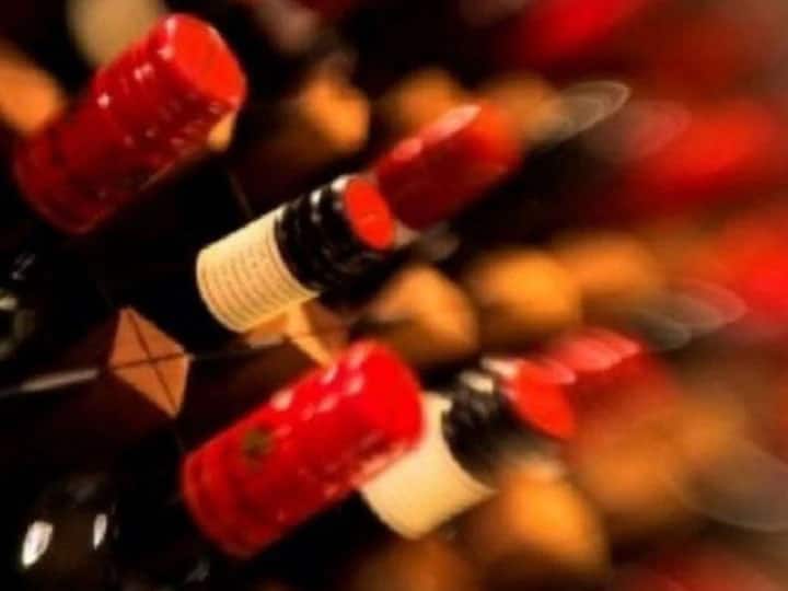 यूपी: अलीगढ़ में जहरीली शराब पीने से 7 लोगों की मौत, डीएम ने दिए जांच के आदेश