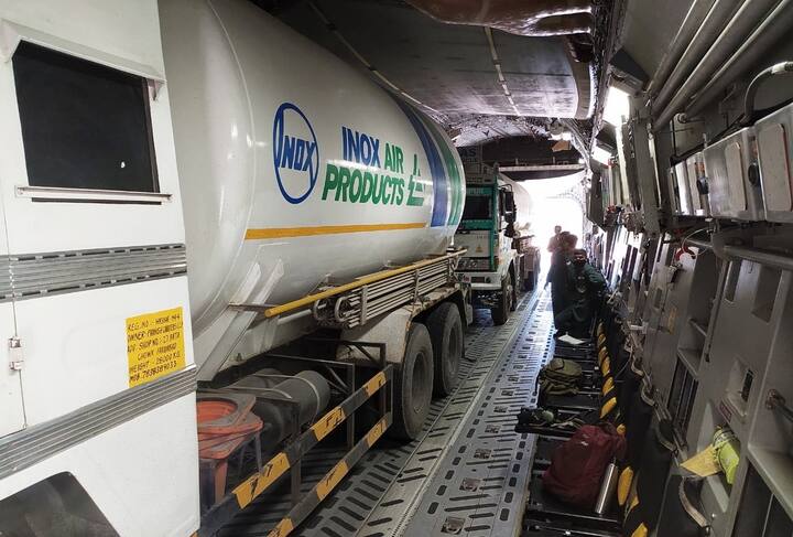 आज 24 एप्रिल 2021 रोजी सकाळी 08:00 वाजता हिंडन हवाई तळावरून भारतीय हवाई दलाच्या एका सी -17 विमानाने पुणे हवाई तळाच्या दिशेने उड्डाण केले. सकाळी 10:00 वाजता या विमानाचे पुण्यात आगमन झाले.