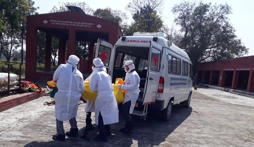 ਪੰਜਾਬ 'ਚ ਵੀ ਆਕਸੀਜਨ ਦੀ ਕਮੀ: ਤੜਫ-ਤੜਫ ਕੇ ਹੋਈ 6 ਜਣਿਆਂ ਦੀ ਮੌਤ Oxygen reduction in Punjab Amritsar hospital 6 died ਪੰਜਾਬ 'ਚ ਵੀ ਆਕਸੀਜਨ ਦੀ ਕਮੀ: ਤੜਫ-ਤੜਫ ਕੇ ਹੋਈ 6 ਜਣਿਆਂ ਦੀ ਮੌਤ