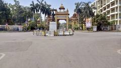 Covid Crisis: UP में Weekend Lockdown का पहला दिन, जानिए कैसे हैं हालात