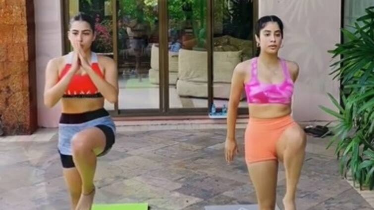 Actress Janhvi Kapoor and Sara Ali Khan did yoga together, shared video Celebrities on Yoga: সারার শরীরচর্চার সঙ্গী জাহ্নবী, সোশ্য়ালে ভাইরাল ভিডিও