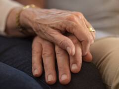 World Elder Abuse Awareness Day:  আজ ওয়ার্ল্ড এল্ডার অ্যাবিউজ অ্যাওয়ারনেস ডে, জানুন ইতিহাস ও লক্ষ্য