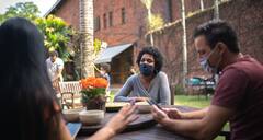 ਕੋਰੋਨਾ ਤੋਂ ਨਹੀਂ ਘਬਰਾਉਣ ਦੀ ਲੋੜ! ਬੱਸ ਮਾਹਿਰਾਂ ਦੀਆਂ ਇਹ ਗੱਲਾਂ ਬੰਨ੍ਹ ਲਓ ਪੱਲੇ