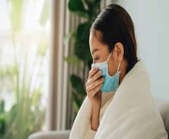 કોરોનાની બીજી લહેરમાં સંક્રમણ થયાના પહેલા દિવસે આ લક્ષણ શરીરમાં દેખાઇ છે, જાણો દર્દી શું અનુભવે છે