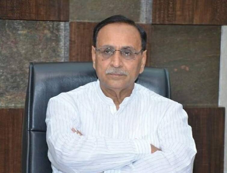 CM Rupani got annoyed by talking to which BJP MLA for 15 minutes and got away CM રૂપાણીએ ભાજપના ક્યા ધારાસભ્ય સાથે 15 મિનિટ વાત કરીને નારાજગી કરી દૂર, જાણો ક્યા મુદ્દે હતા નારાજ ?