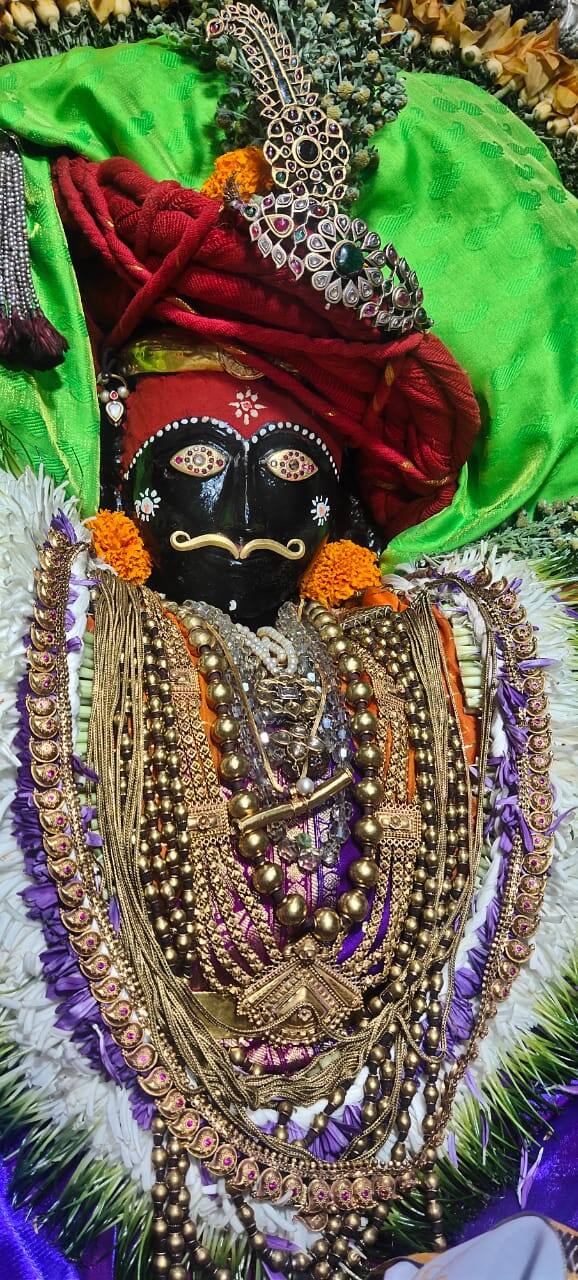 यात्रेच्या मुख्य दिवसानिमित्तानं 21 मानकऱ्यांच्या उपस्थितीत देवाचा पालखी सोहळा पंरपरागत पद्धतीनं पार पडणार आहे.