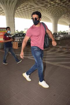IN PICS | Sonu Sood Heads Out Of Mumbai After COVID-19 Recovery