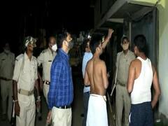 ऑक्सीजन की कालाबाजारी करने वालों पर चला प्रशासन का डंडा, देर रात छापेमारी कर जब्त किए कई सिलिंडर