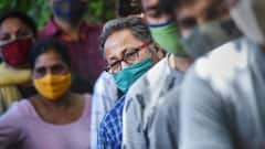 बढ़ते कोरोना से निपटने के लिए श्रीनगर में बना कंट्रोल रूम, कॉल सेंटर के जरिए प्रशासन कर रहा मदद