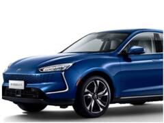 स्मार्टफोन कंपनी Huawei की पहली इलेक्ट्रिक कार SF5 लॉन्च, सिंगल चार्ज में 1000 km तक की दे सकती है रेंज