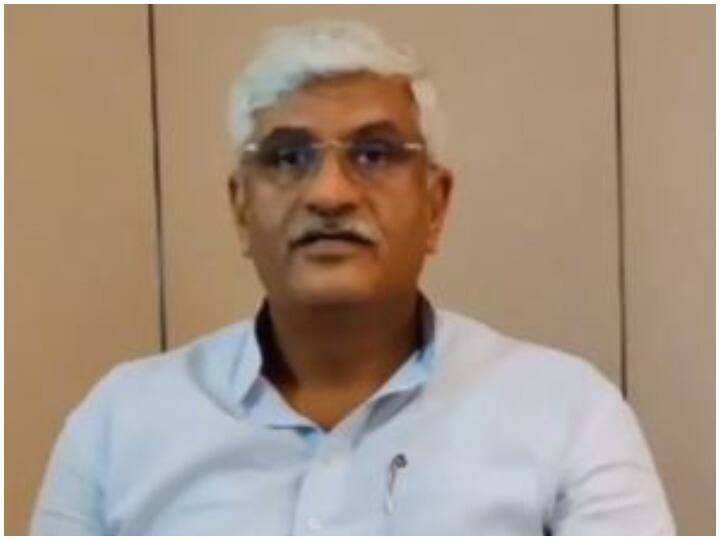 कोरोना के कहर के बीच केंद्रीय मंत्री गजेंद्र सिंह शेखावत ने दी अजीब राय, जानें क्या बोले? Union Minister Gajendra Singh Shekhawat gave strange opinion amidst this orgy caused by the second wave of Corona ann कोरोना के कहर के बीच केंद्रीय मंत्री गजेंद्र सिंह शेखावत ने दी अजीब राय, जानें क्या बोले?